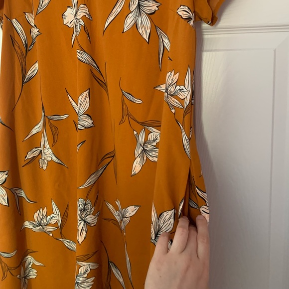 A New Day Floral Shift Dress - Picture 3 of 7